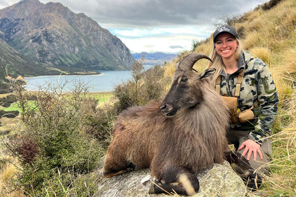 Tahr Hunting